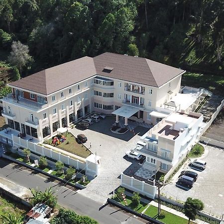 Hotel Villa Emitta Tomohon Ngoại thất bức ảnh