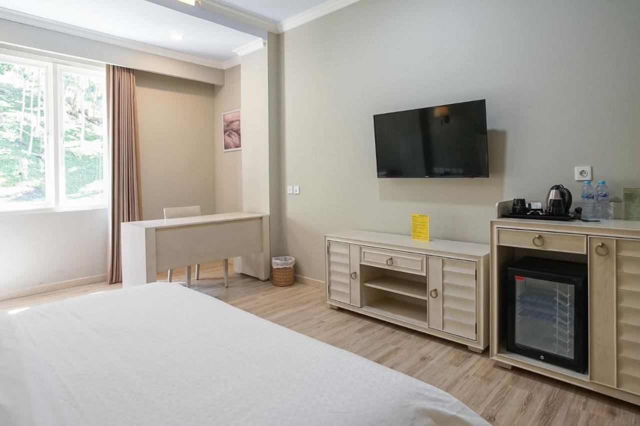 Hotel Villa Emitta Tomohon Ngoại thất bức ảnh