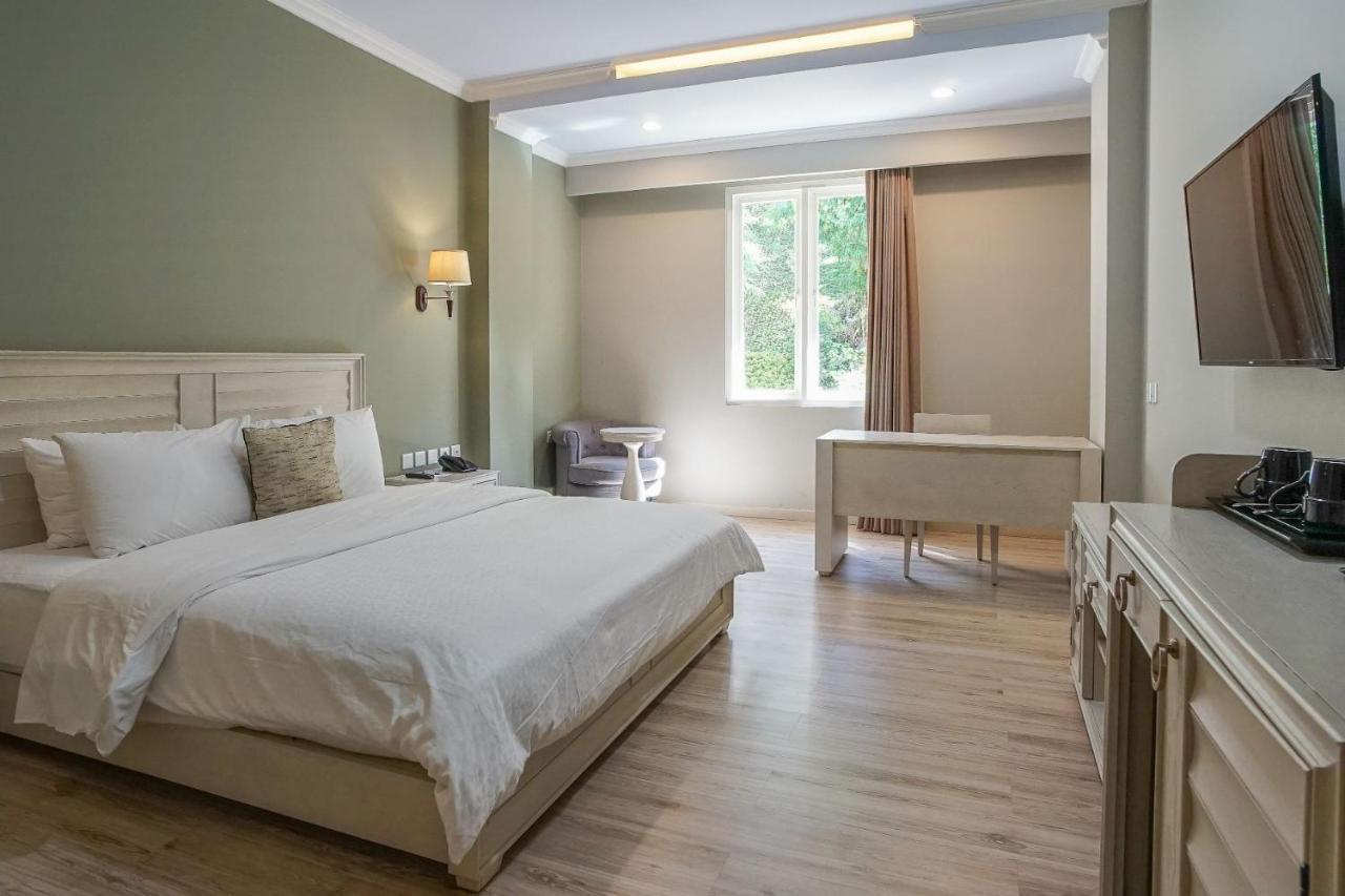 Hotel Villa Emitta Tomohon Ngoại thất bức ảnh