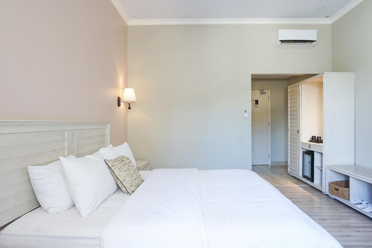 Hotel Villa Emitta Tomohon Ngoại thất bức ảnh