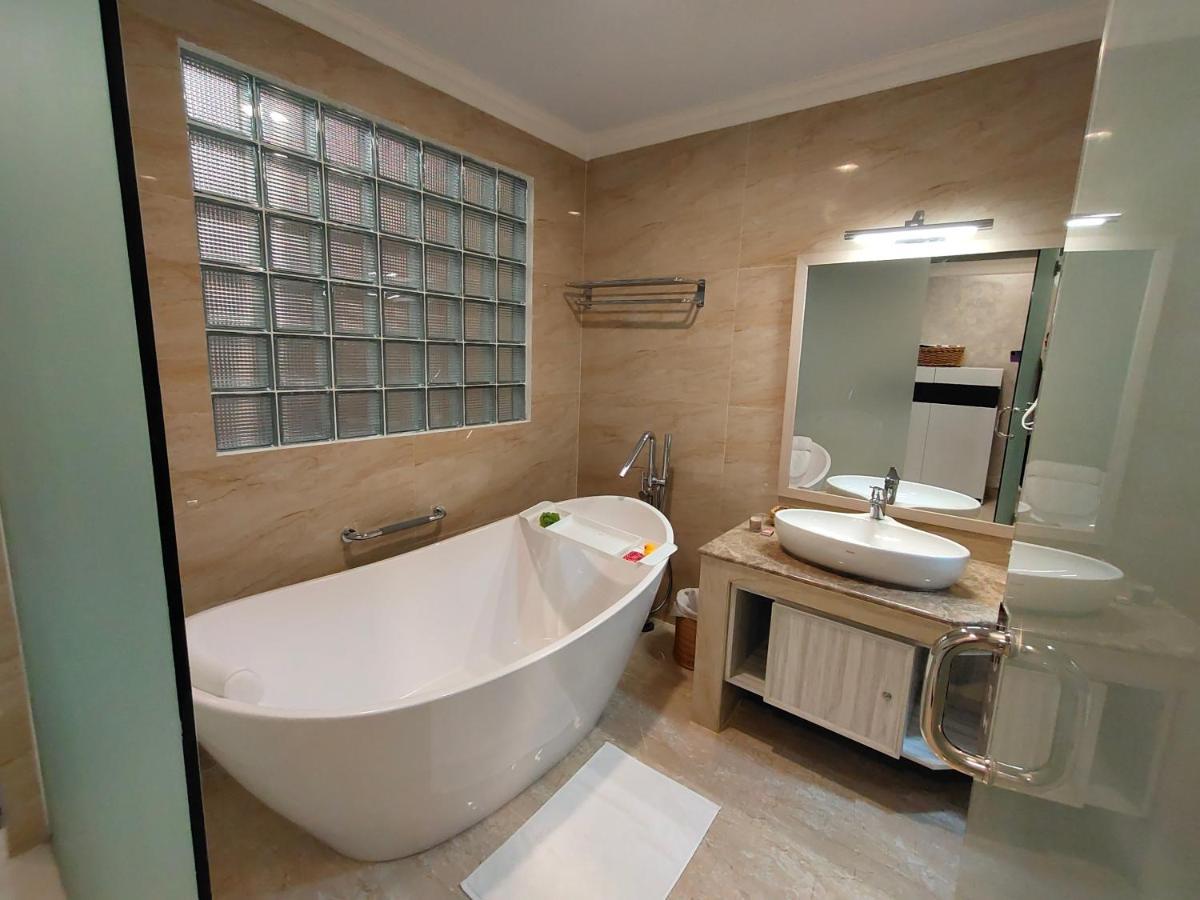 Hotel Villa Emitta Tomohon Ngoại thất bức ảnh