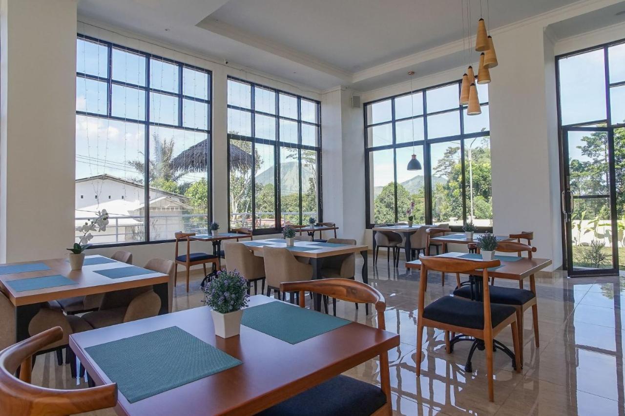 Hotel Villa Emitta Tomohon Ngoại thất bức ảnh