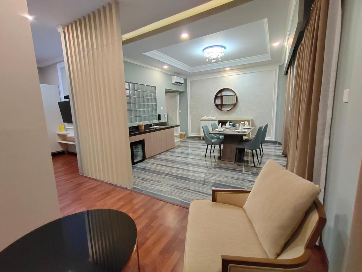 Hotel Villa Emitta Tomohon Ngoại thất bức ảnh