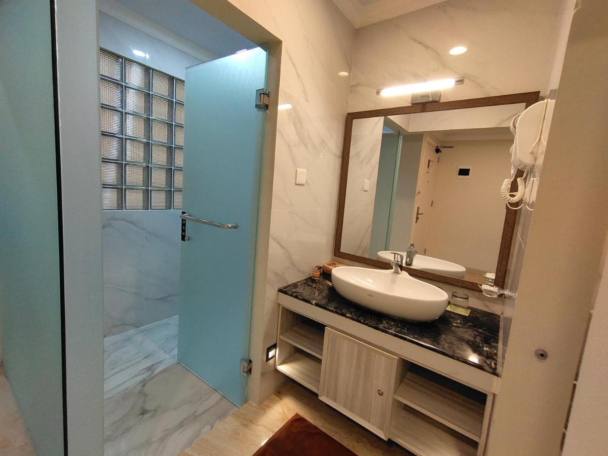 Hotel Villa Emitta Tomohon Ngoại thất bức ảnh