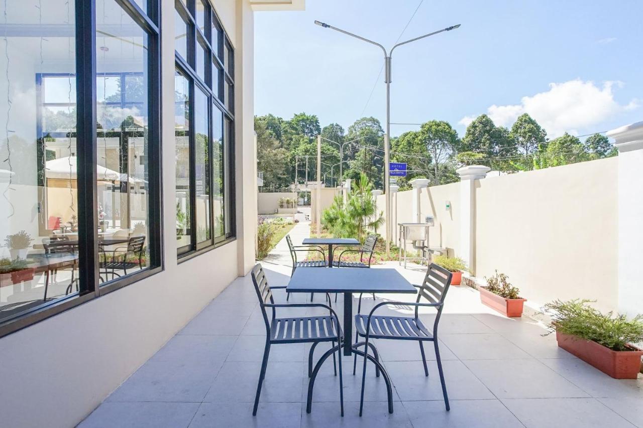 Hotel Villa Emitta Tomohon Ngoại thất bức ảnh